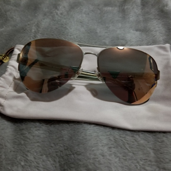 💯Tory Burch mirrored sunglasses - Picture 2 of 3